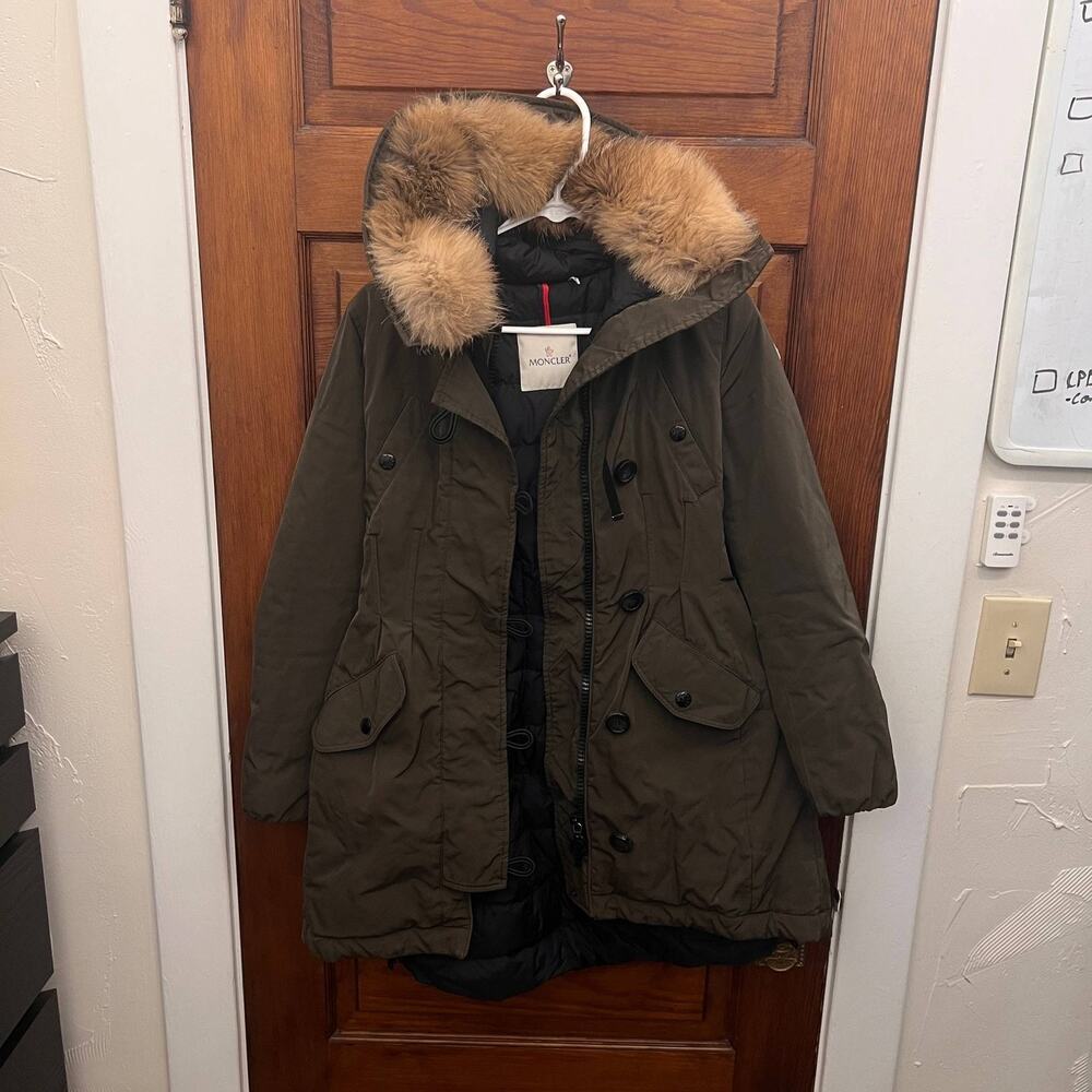 Moncler Down Parka Coat Women's Olive Green Fur Hooded Puffer Winter Jacket Sz 0